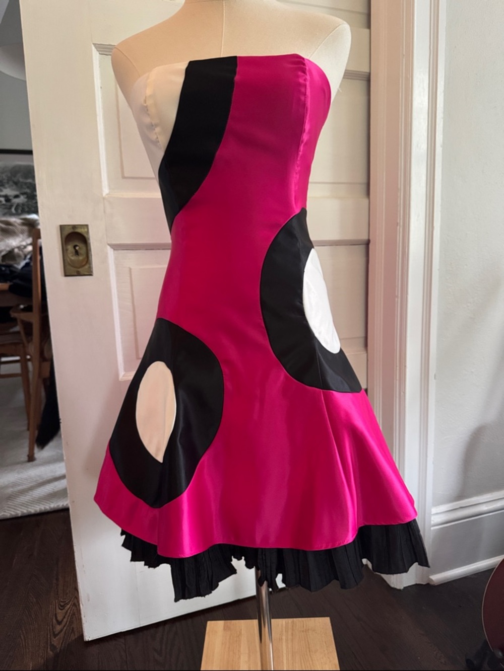 Vintage Gunne Sax strapless mini dress with flouncey hem